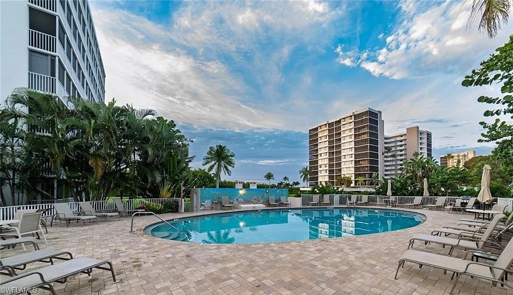 2 bed, 2.5 bath, 1133 sqft, $2,695 — Photo 1