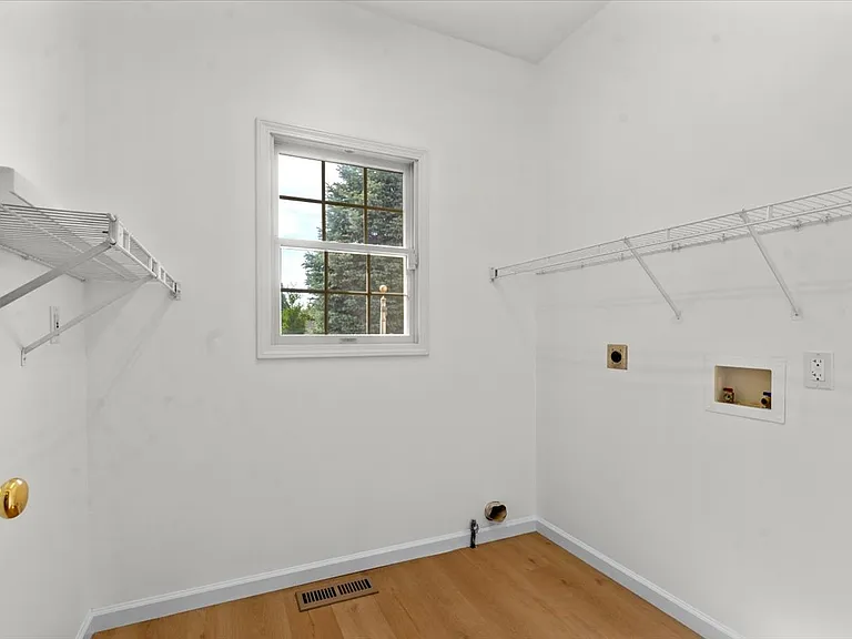 114 Heatherstone Dr #1 — Photo 34