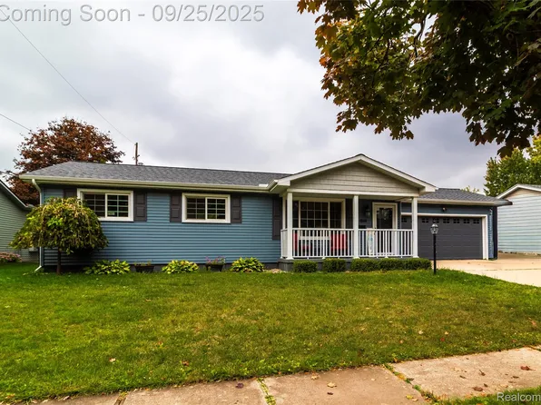 926 Meadow Dr, Davison, MI 48423