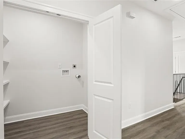 2632 New Orleans St — Photo 11