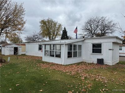 62 Jenny Ln, Buffalo, NY, 14225