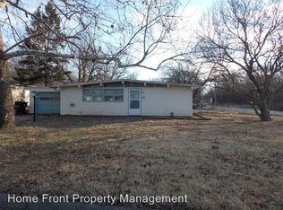2222 SW College Ave, Topeka, KS 66611