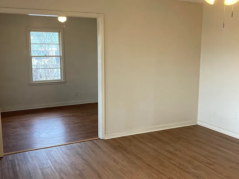 3205 Hillandale Rd NW — Photo 2