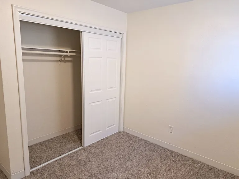 Northgate Crossing Apartments — Photo 49