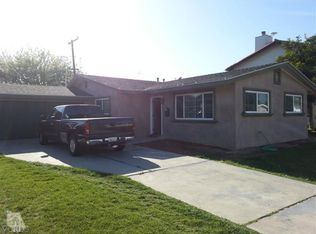 334 Lucada St, Santa Paula, CA 93060