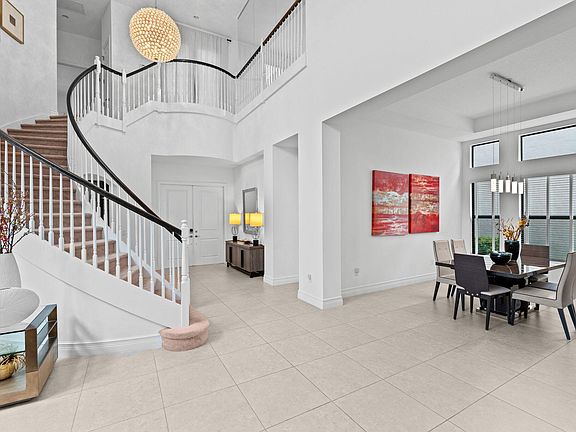 4th image of 16813 PAVILION Way