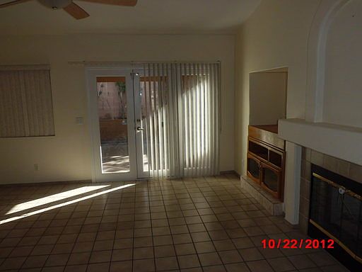 4th image of 7625 Rockfield Dr