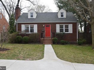 2829 Monroe St, Falls Church, VA 22042
