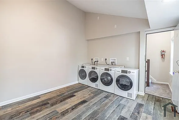 407 S 12th St #4 — Photo 11