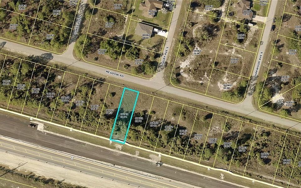 2nd image of 3030 Meadow Rd