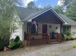 108 Acorn Ct, Ellijay, GA 30540