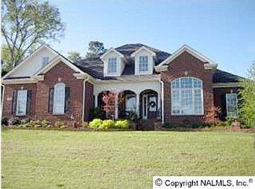5th image of 100 Holbrook Dr