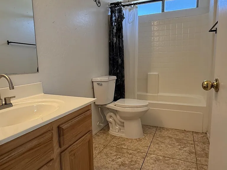 12930 W Lamar Rd — Photo 19