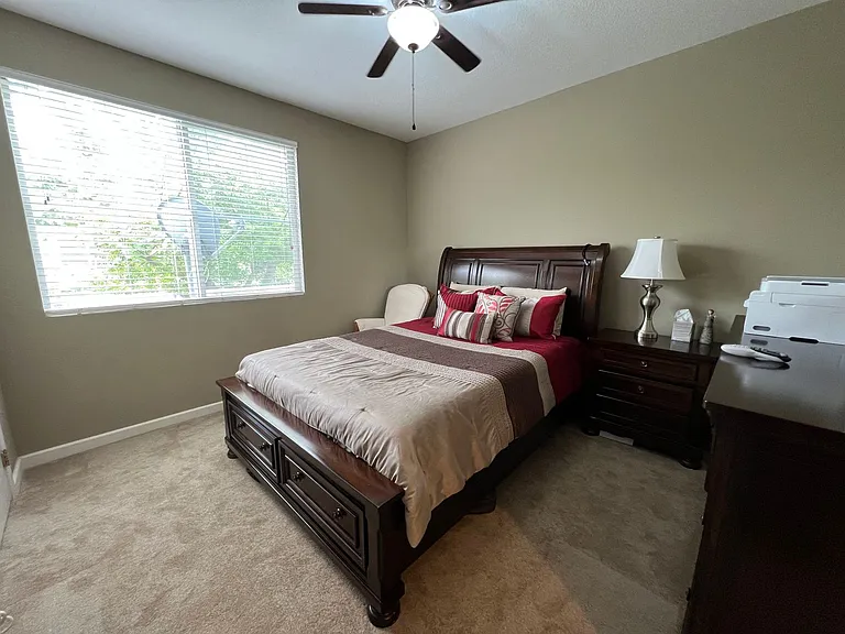 172 Beach Side Ct — Photo 20