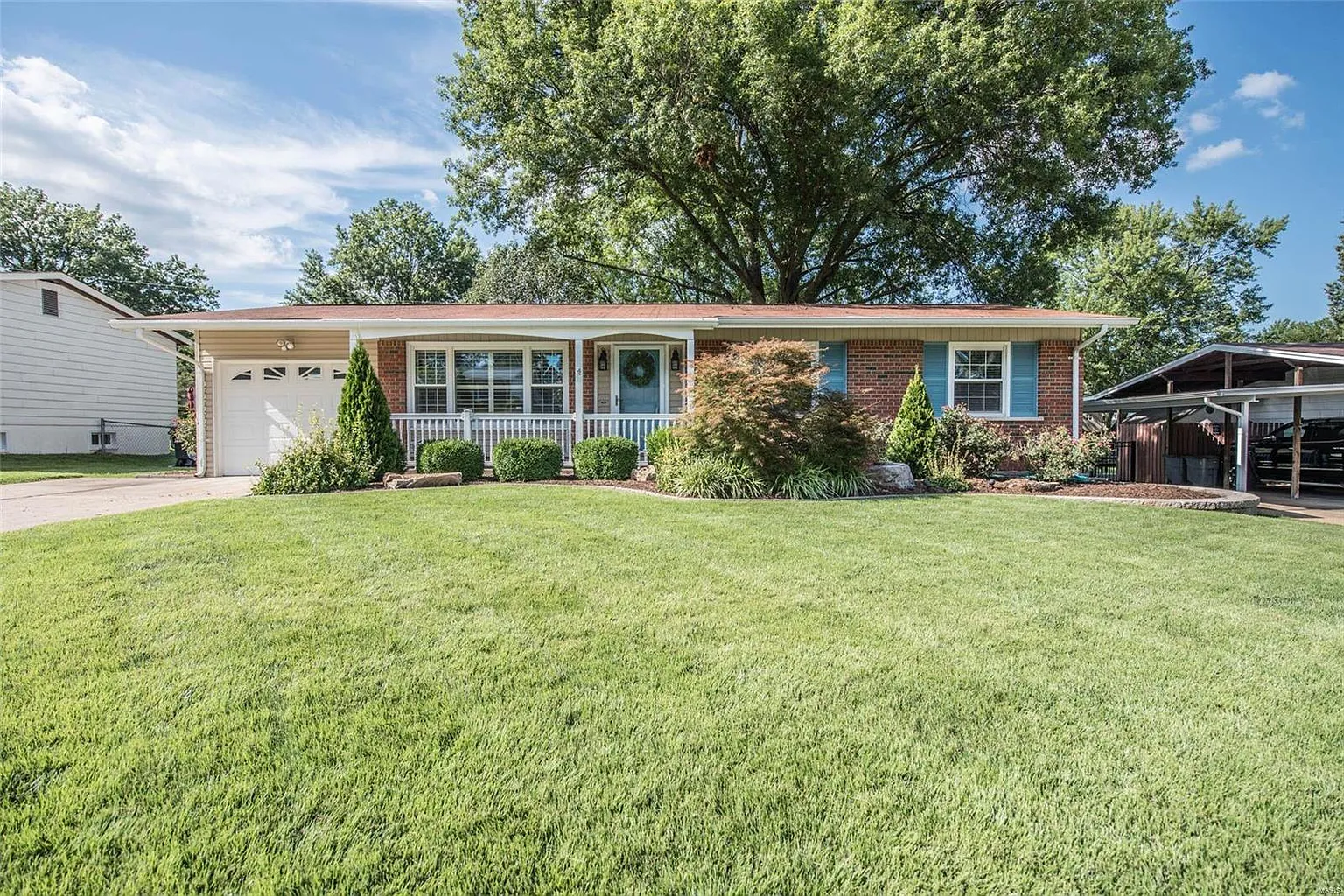 9539 Tealridge Dr photo 1