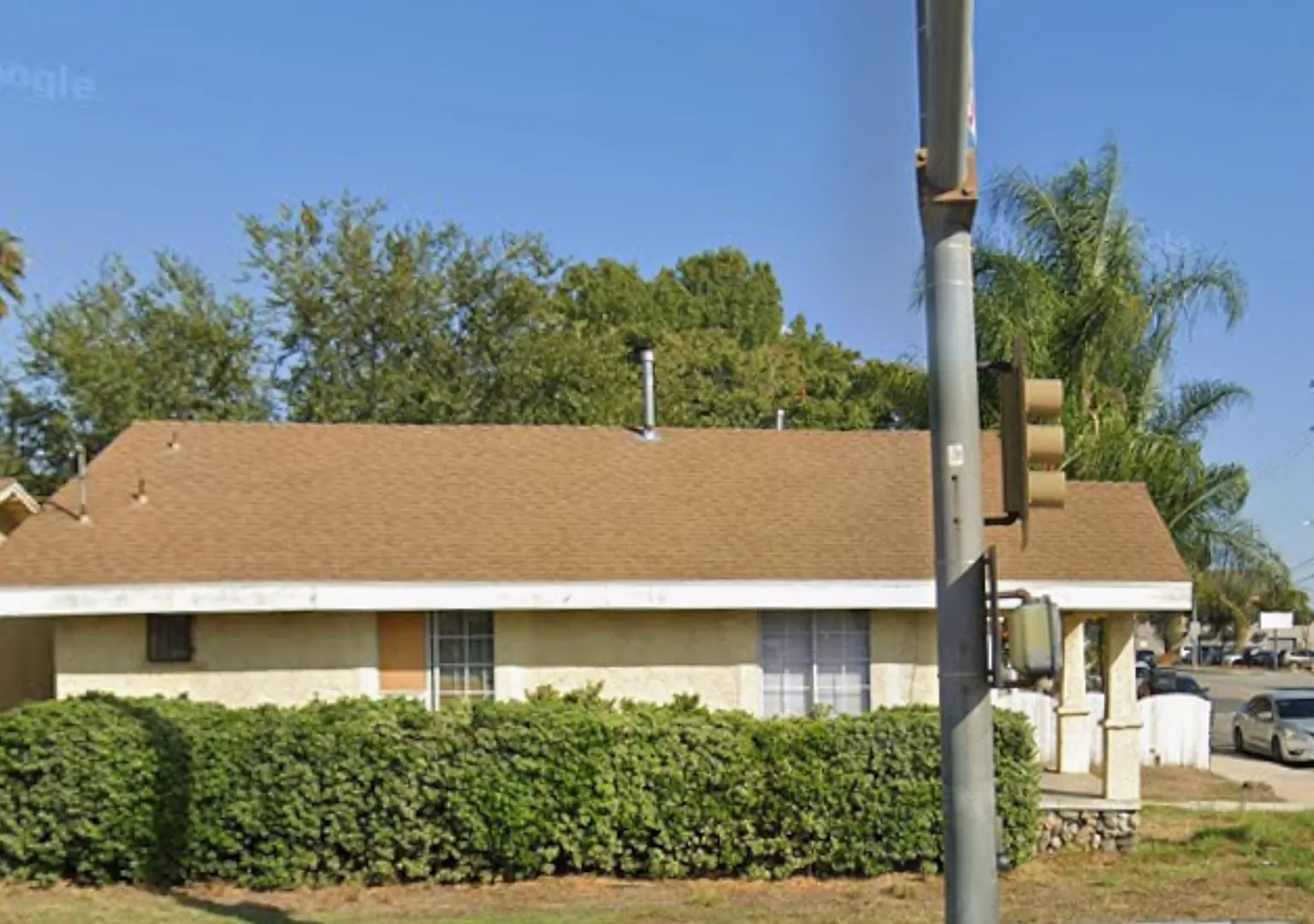 591 W. Monterey Ave — Photo 2