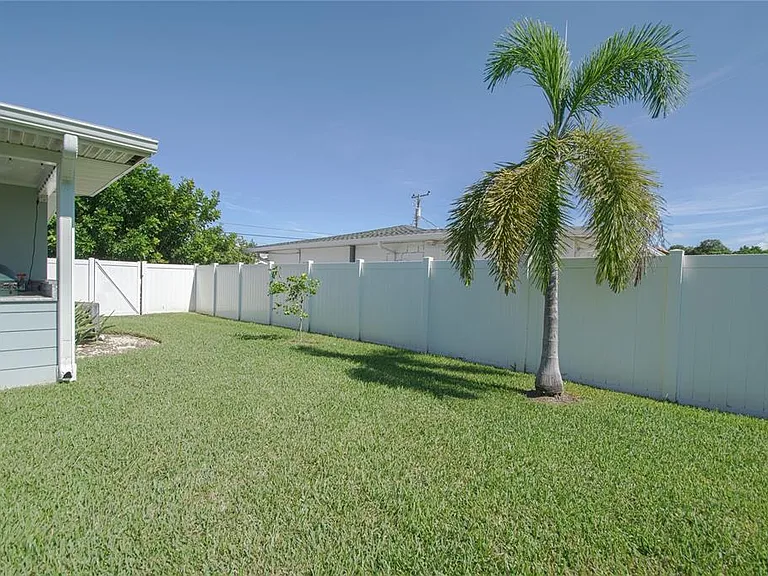 3665 Belle Vista Dr E — Photo 31