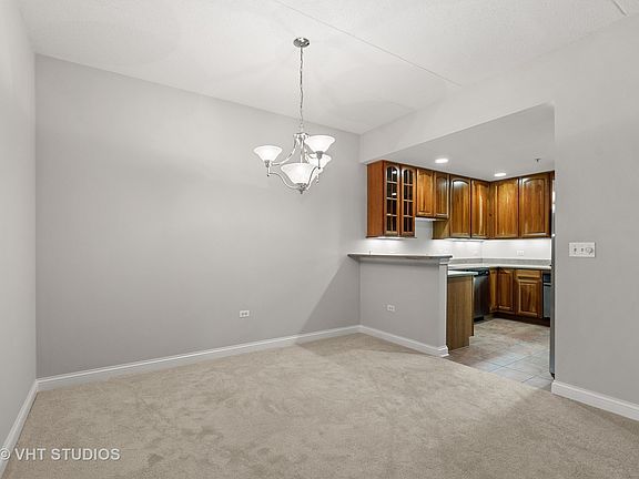 4th image of 300 E Church St Unit 101