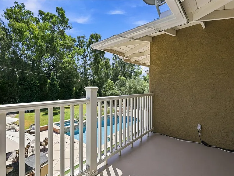 2726 E Riding Way — Photo 28