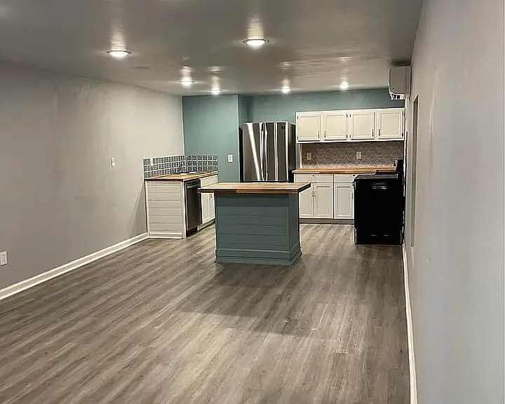 35 Heritage Rd #E — Photo 1