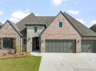 1723 W 115th Pl, Jenks, OK 74037