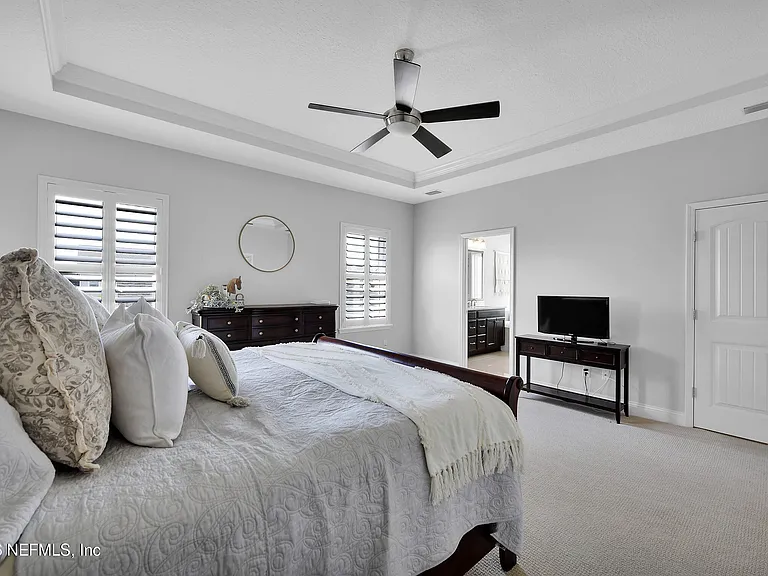 157 Pelican Pointe Rd — Photo 30