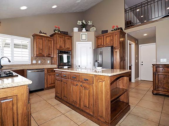 4th image of 11322 S Via Bonito Dr