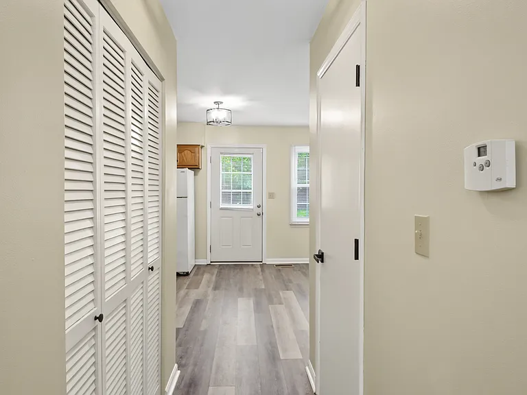 741 Ridgeview Dr — Photo 9