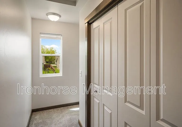 2954 W Babcock St #B — Photo 21