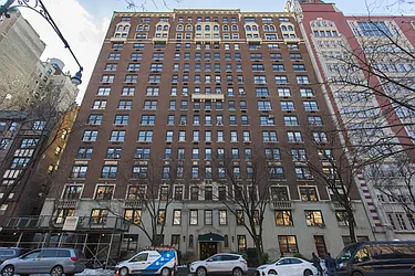 Sold by Dixon Advisory USA Inc.