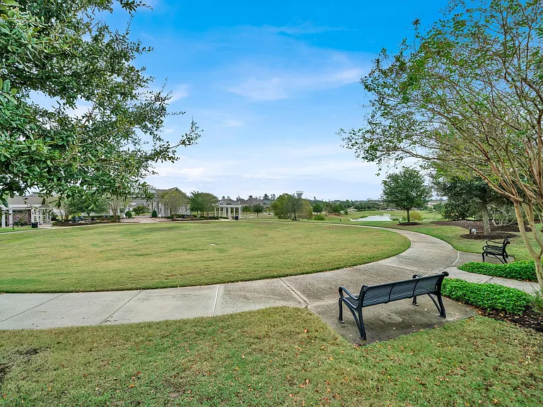 2503 Hagerman Ct — Photo 32