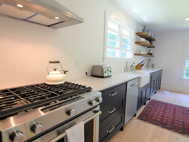 197 Coggeshall Ave — Photo 23