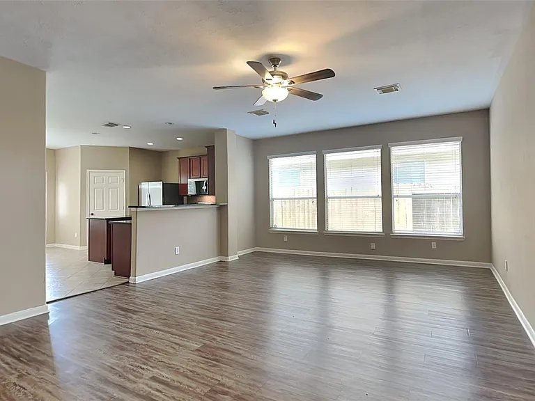 7418 Jacobs Well Dr — Photo 7