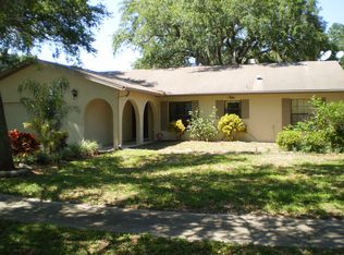 3108 Wolfe Rd, Clearwater, FL 33759