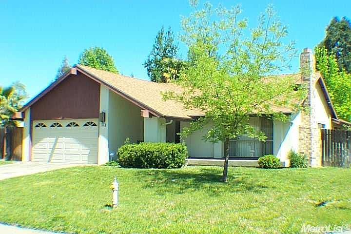 2nd image of 5916 Merlindale Dr