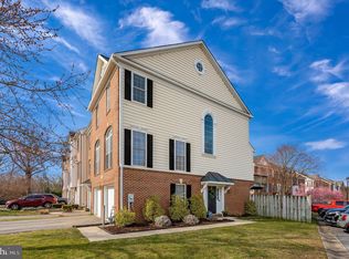 2002 Dalewood Ct, Crofton, MD 21114