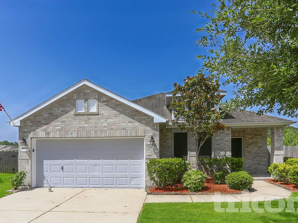 16207 Augusta Oaks Ct