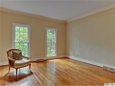 3rd image of 5415 McPherson Dr