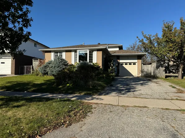 125 Amberjack Blvd, Toronto, ON M1H 2J6