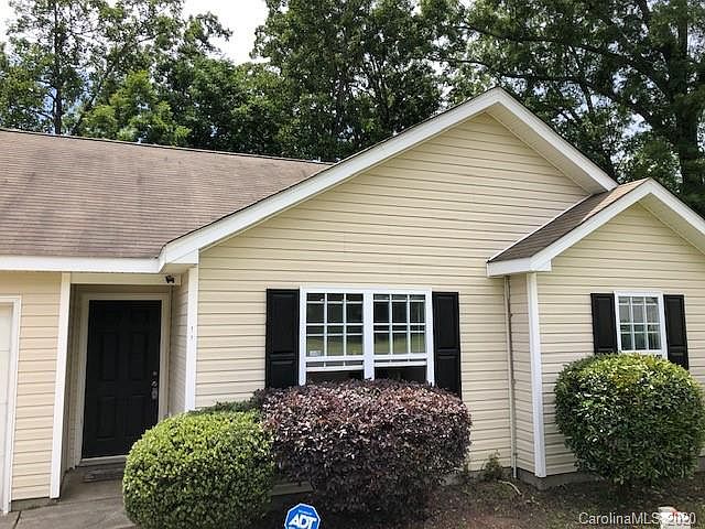 2nd image of 1111 Eastwood Dr