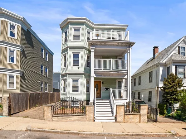 110 Dakota St, Dorchester, MA 02124