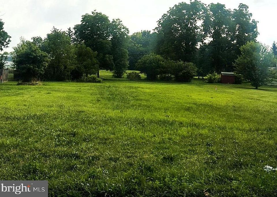 1st image of 3 Slagel Rd