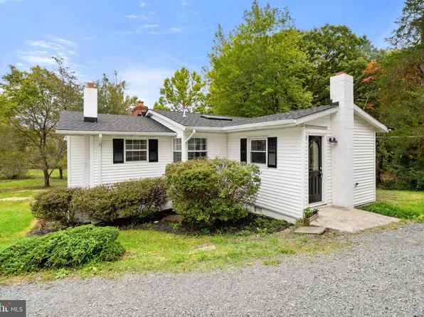 4463 Courtneys Corner Rd, Bealeton, VA 22712