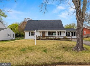 2606 Kennison Ln, Bowie, MD 20715