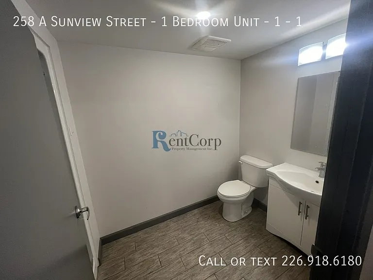 258 Sunview St #1 — Photo 5