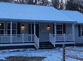 15561 Pine Point Dr, Hayward, WI 54843