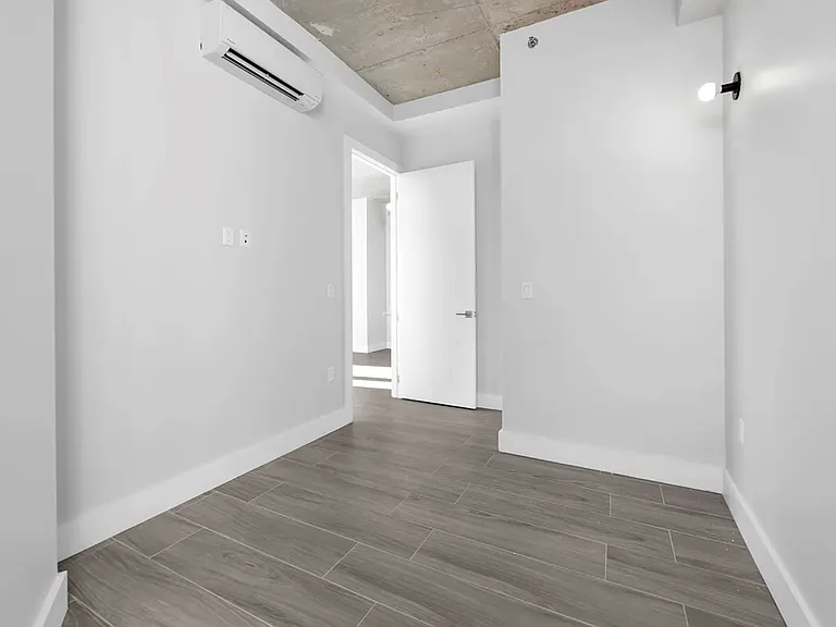 101 Macombs Pl #5D — Photo 11