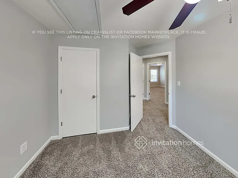 410 Queens Dr SW — Photo 14