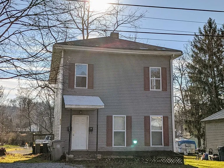 626 Washington St — Photo 1