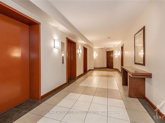 3rd image of 200 Rideau St #410